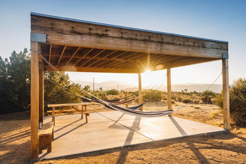 Joshua Tree Hidden Tower * Views - Landmark Yucca Valley Exteriör bild